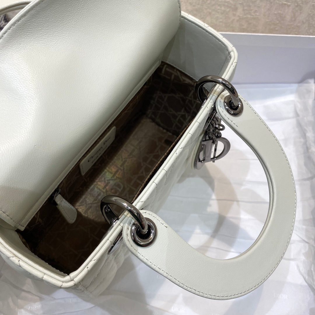 GLAMI Small Lady Bag Silver Hardware, White, For Women WomenÃ¢â‚¬â„¢s Handbags, Crossbody Bags, 20cm CD