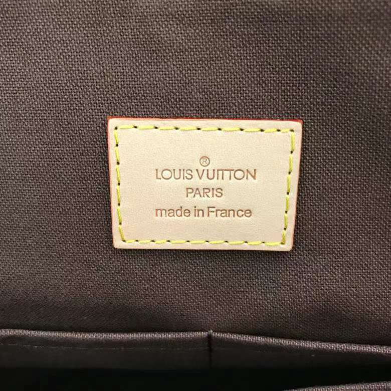 LOV2 Bags - Luxurious Bags  1131