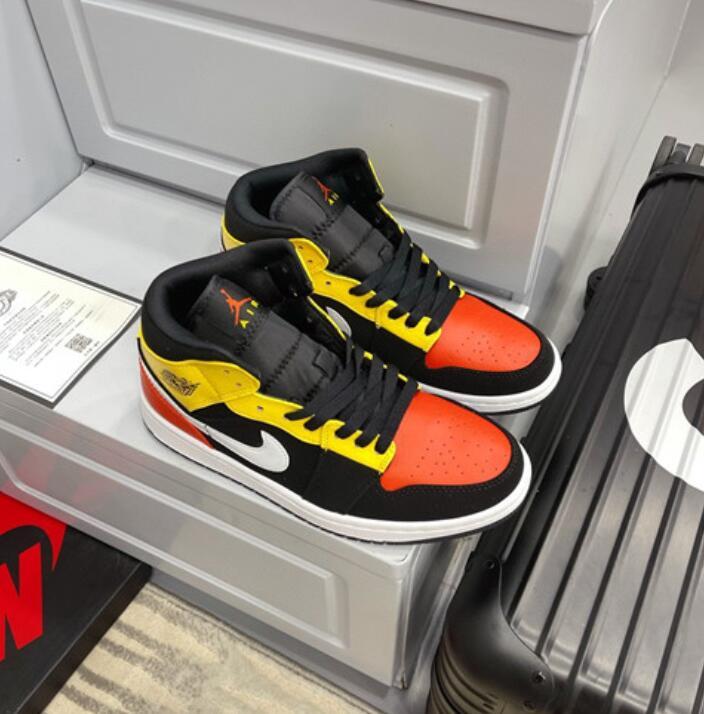 SAMC - NKE Shoes - 1650