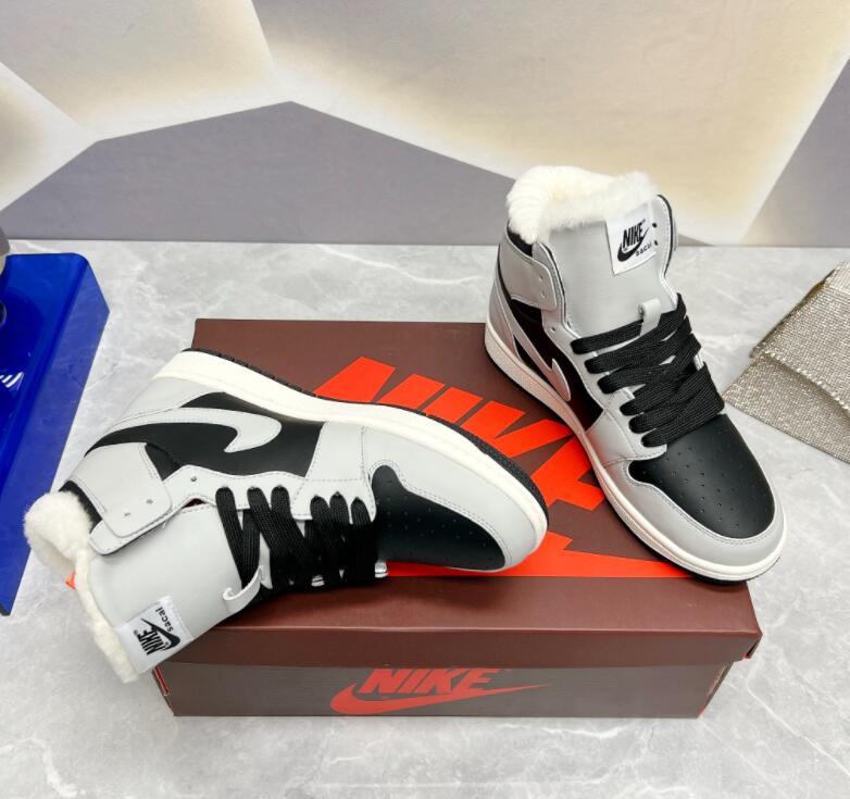 SAMC - NKE Shoes - 187