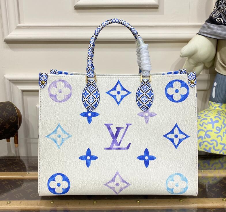 SAMC - LOV Bags - 1027