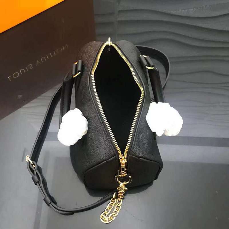 LOV2 Bags - Luxurious Bags  1100