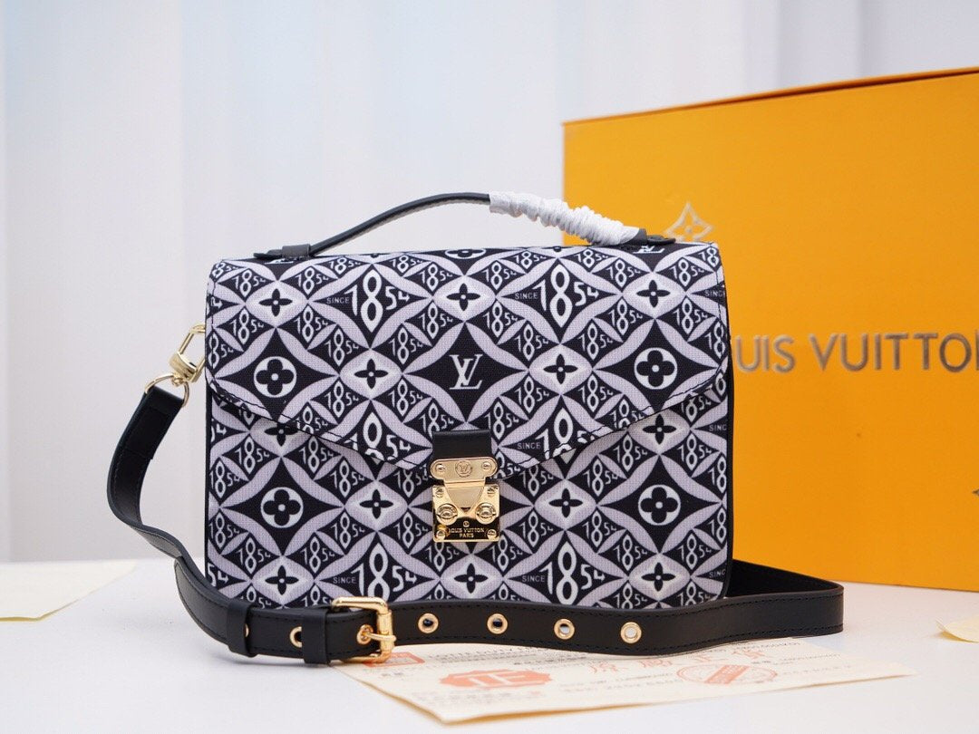 EN - New Arrival Bags LUV 129