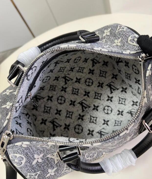 SAMC - LOV Bags - 1450