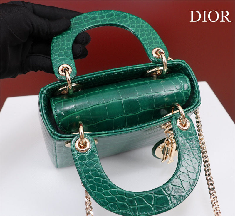 ELE - Dir Bags - 1756