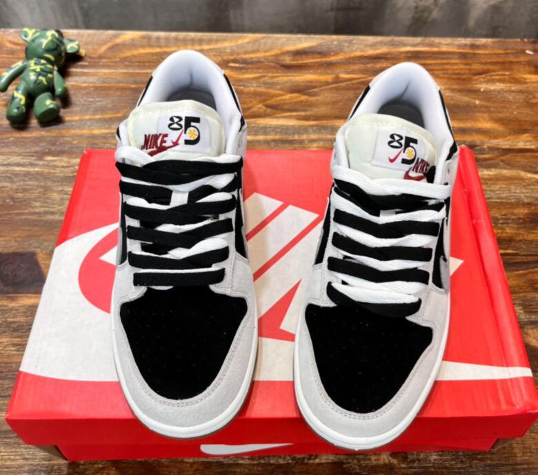 SAMC - NKE Shoes - 637