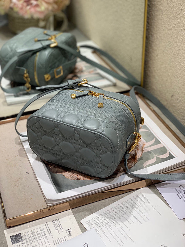 ELE - Dir Bags - 1931