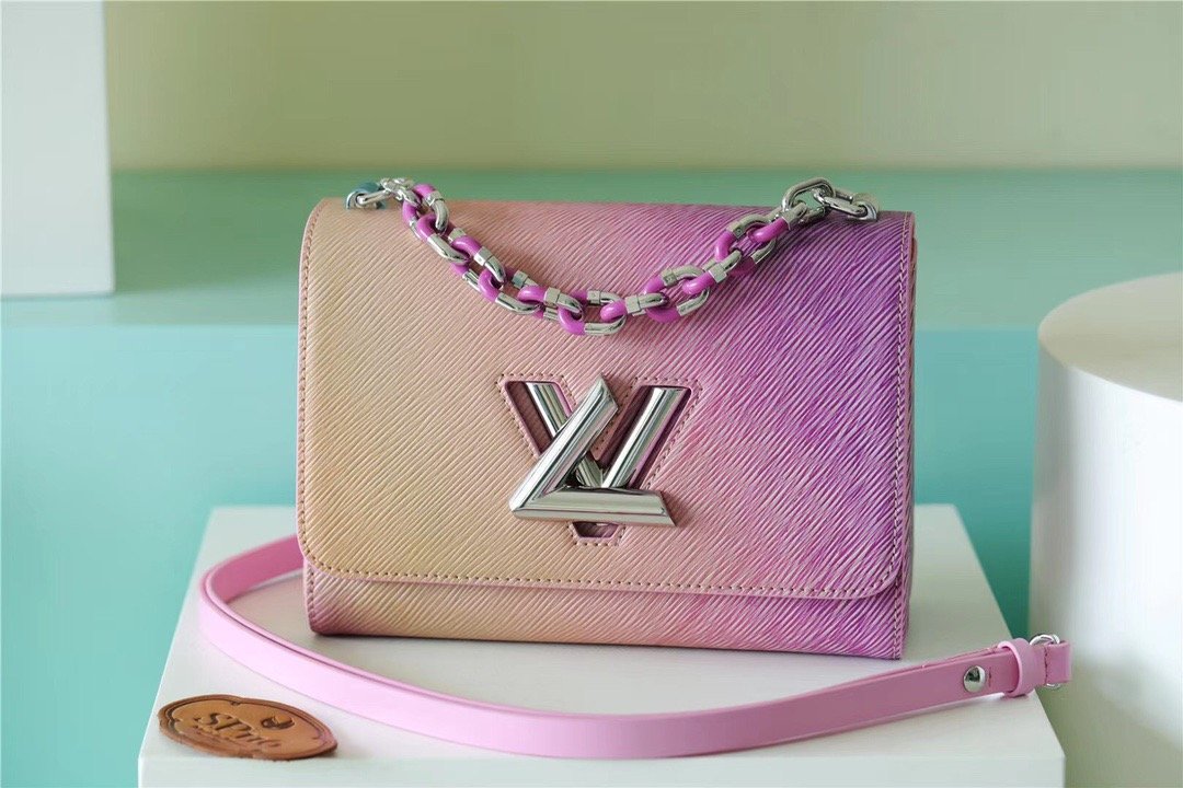 LV Twist MM Bag, Shoulder and Cross Body Bags For Women GraGLAMIent Orange 9.1in/23cm M59894