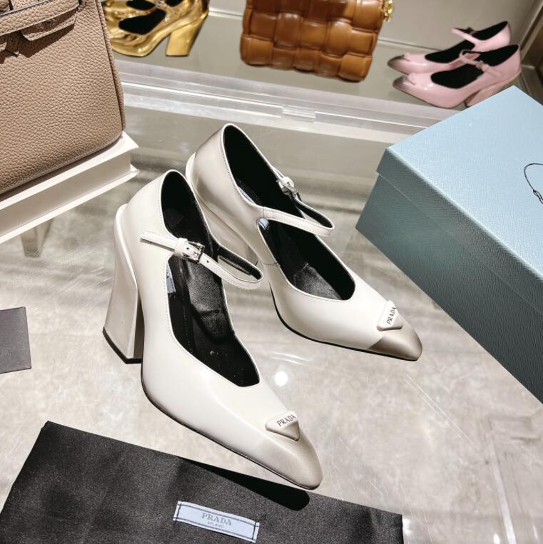 GlamyWomen Shoes - 252