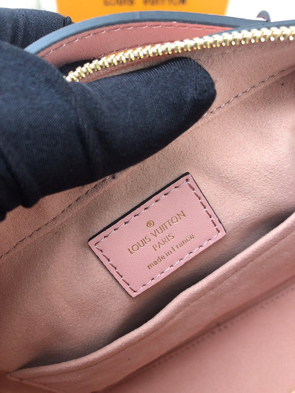LOV2 Bags - Luxurious Bags  1060