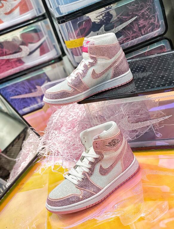 SAMC - NKE Shoes - 1688