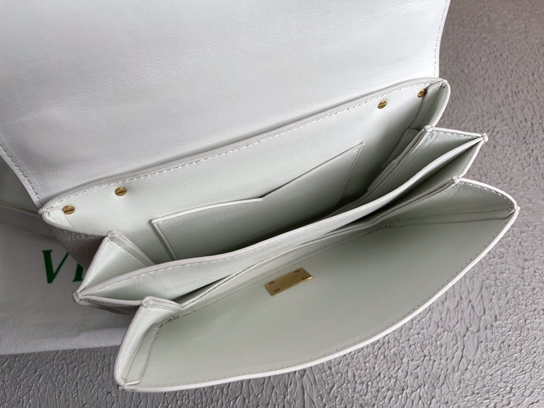 GLAMI Mount White, For Women, WomenÃ¢â‚¬â„¢s Bags 8.3in/21cm 667399V12M09009