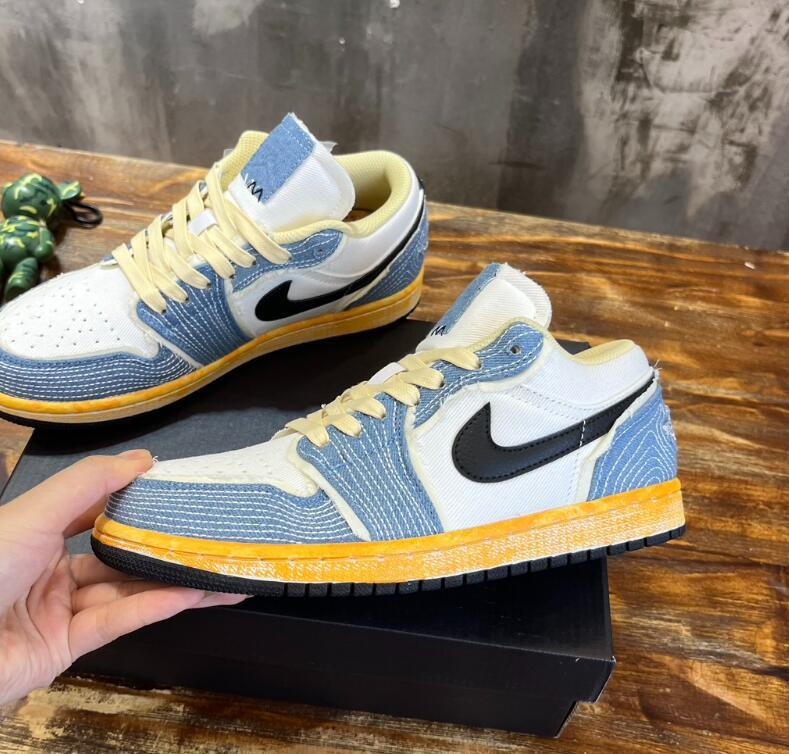 SAMC - NKE Shoes - 382