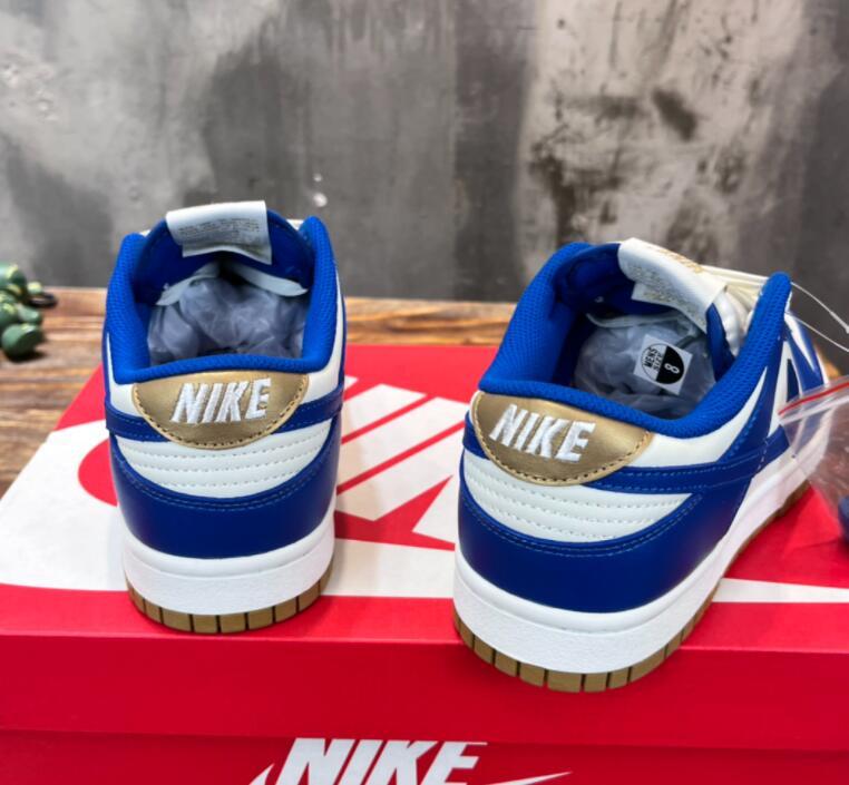 SAMC - NKE Shoes - 804