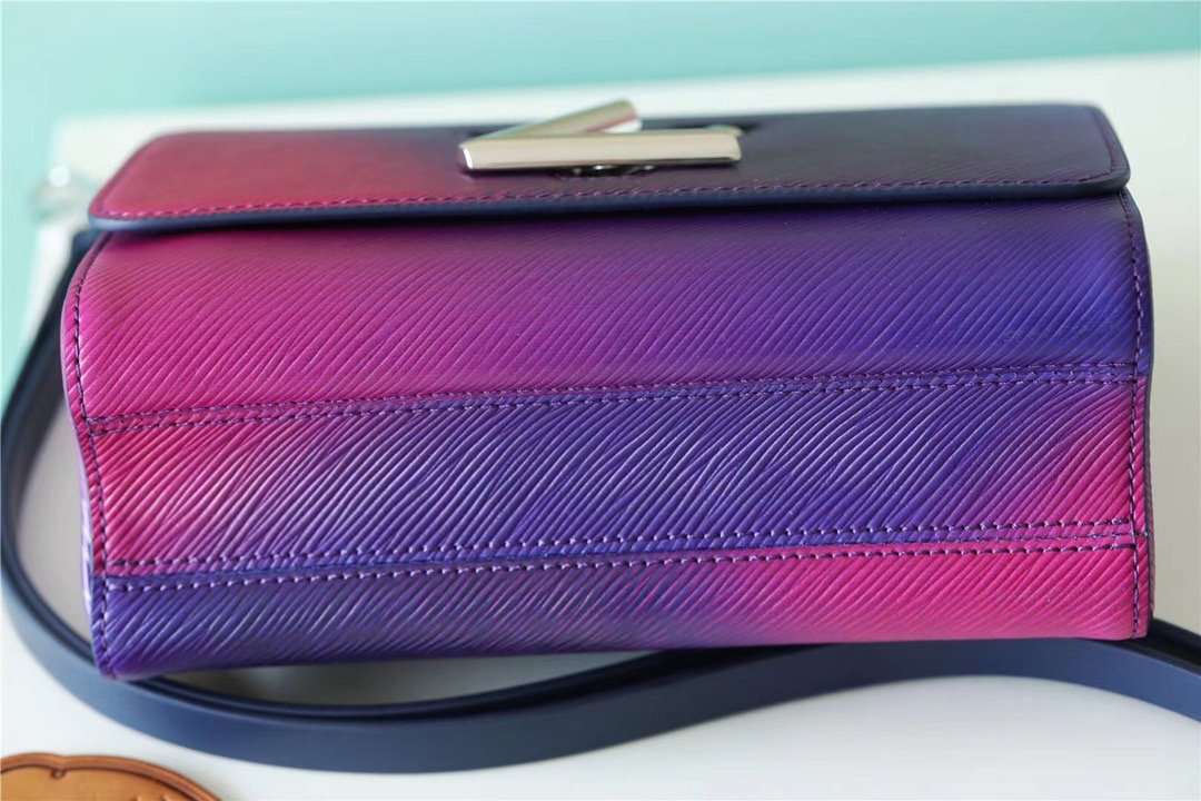 LV Twist PM Bag, Shoulder and Cross Body Bags For Women GraGLAMIent Blue 7.5in/19cm LV M59896