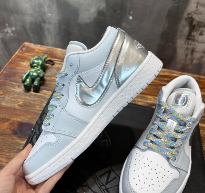 SAMC - NKE Shoes - 660