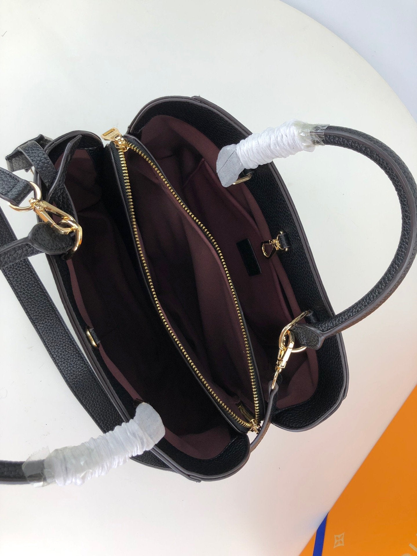 EN - New Arrival Bags LUV 035