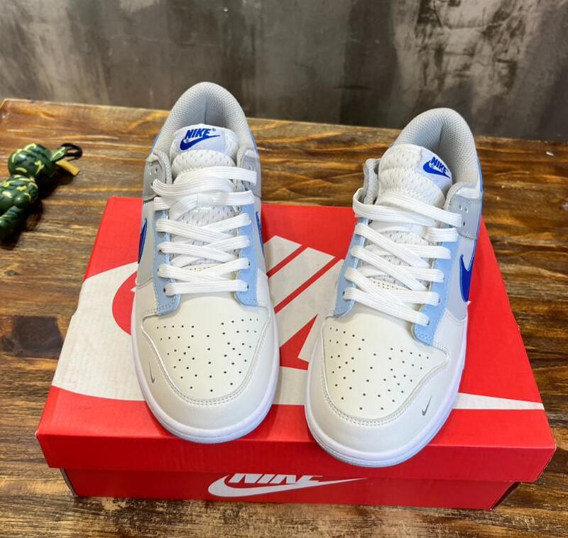 SAMC - NKE Shoes - 326