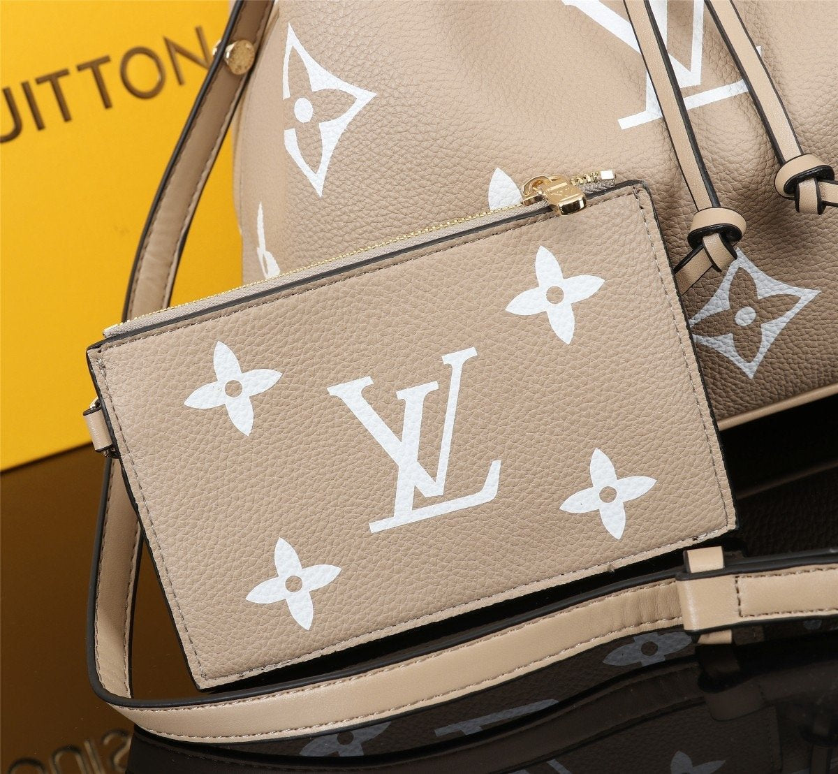 EN - New Arrival Bags LUV 032