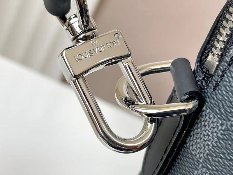 LOV2 Bags - Luxurious Bags  1329