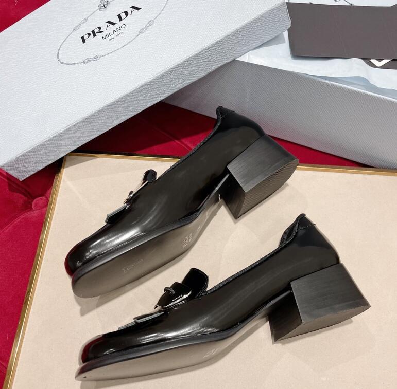 GlamyWomen Shoes - 738
