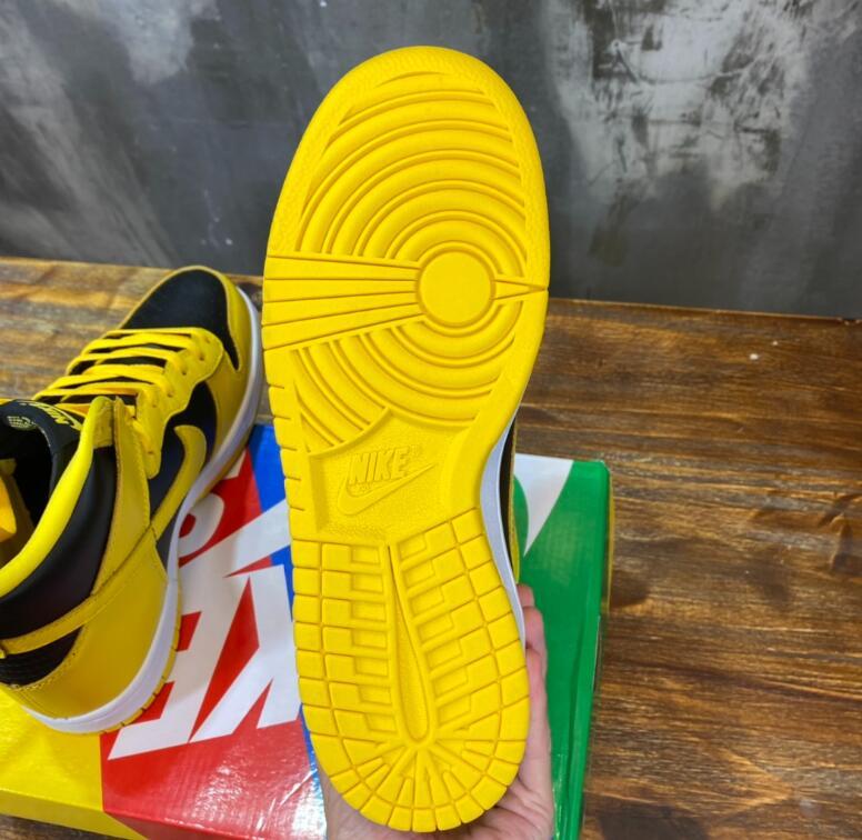 SAMC - NKE Shoes - 1683