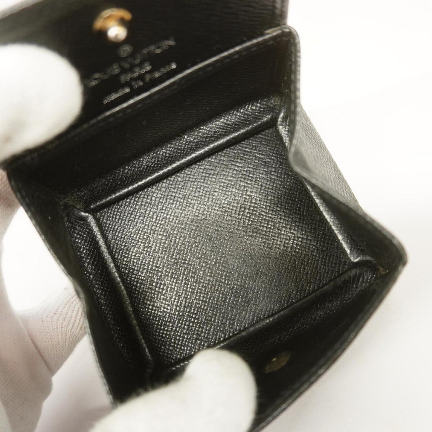 Louis Vuitton Taiga  Leather Wallet  ()