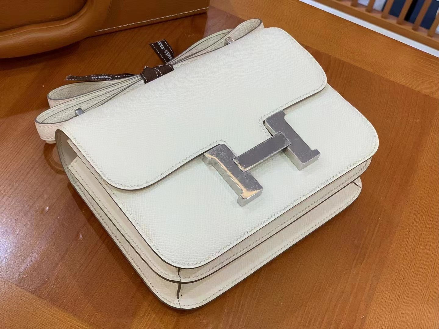 GLAMI ConstanGLAMI 23 Epsom White For Women, Handbags, Shoulder Bag 9in/23cm
