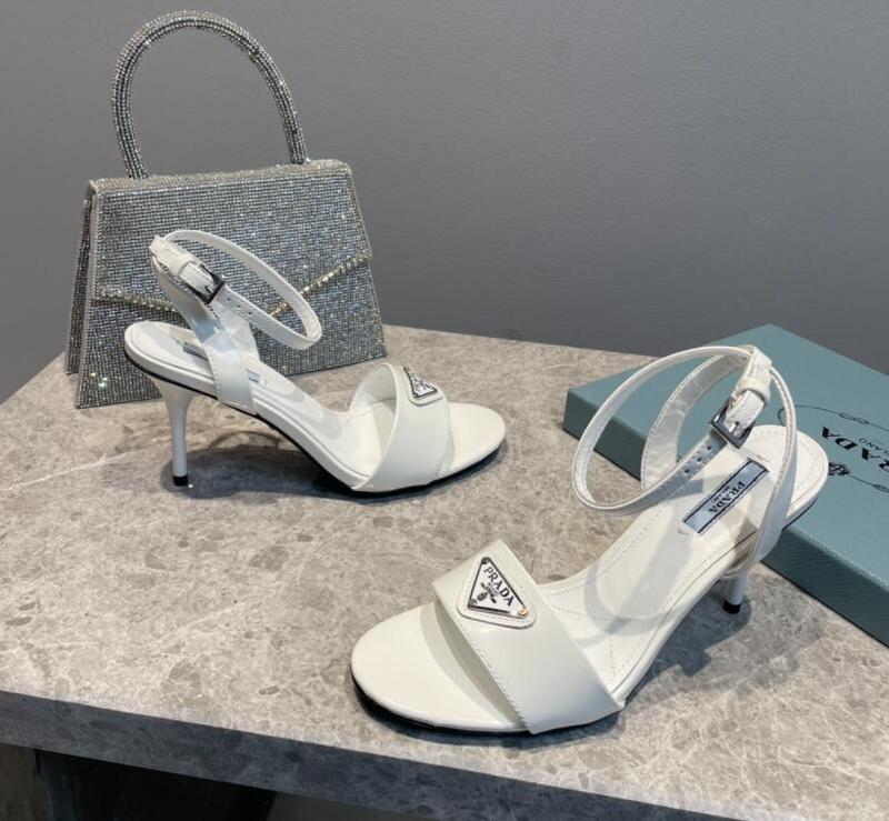 GlamyWomen Shoes - 226