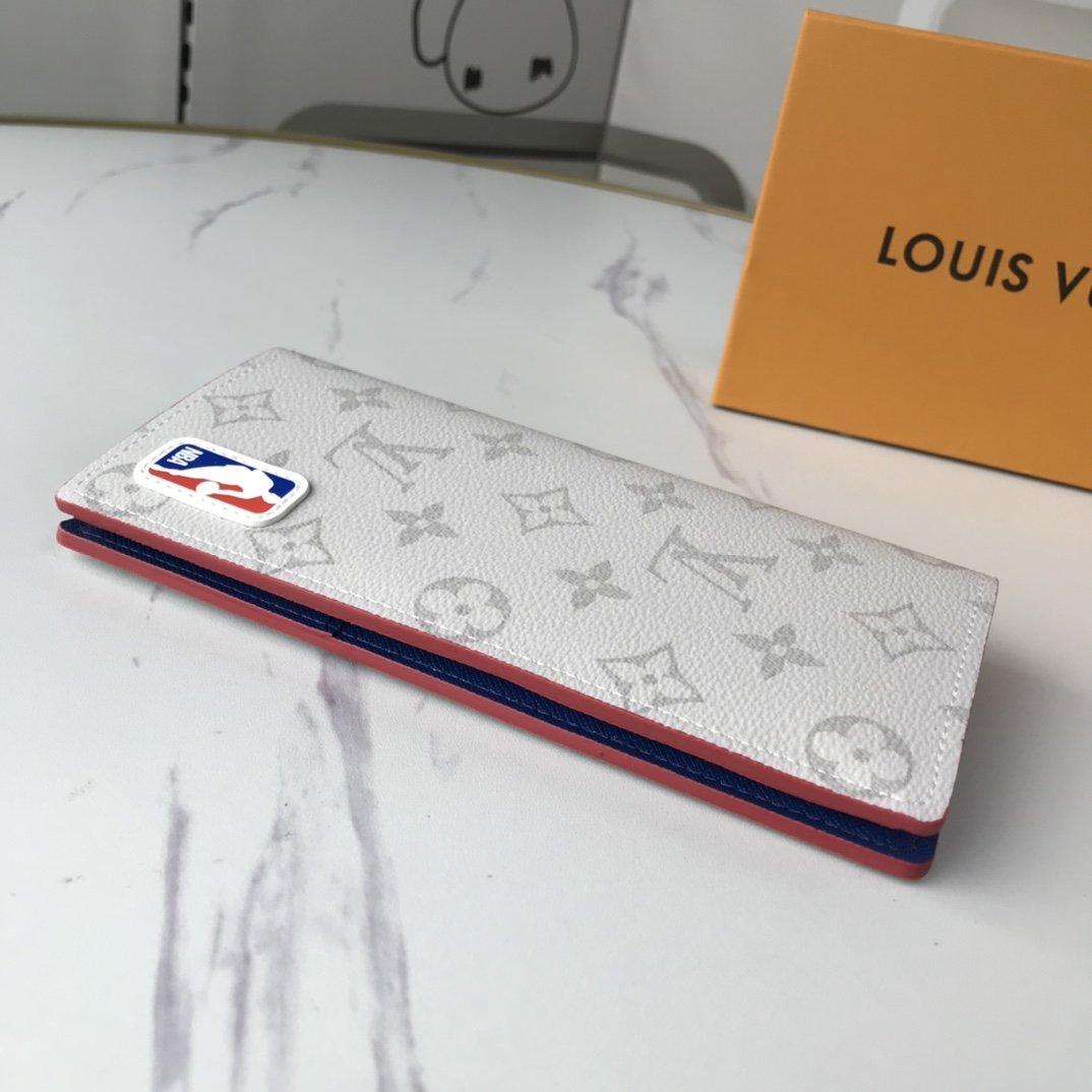 EN - New Arrival Wallet LUV 031