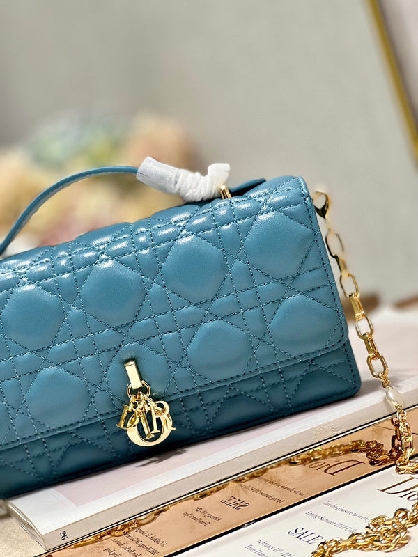 Glami Fashion - DIR Bags - 1360