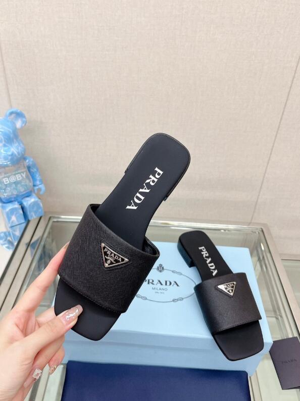 GlamyWomen Shoes - 240
