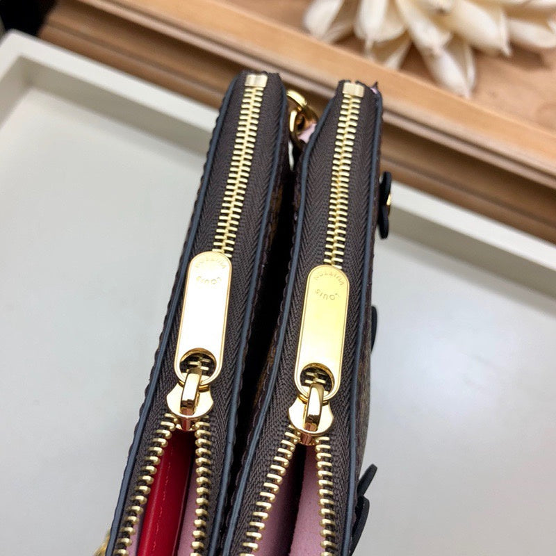 LOV2 Bags - Luxurious Bags  2038