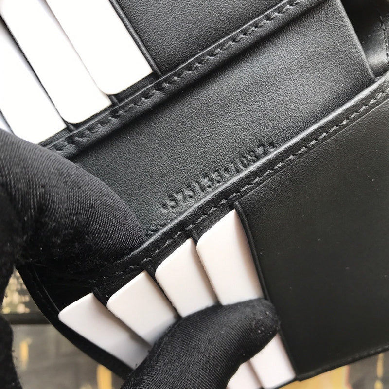 GUI2 Bags - Fashion Bags  847