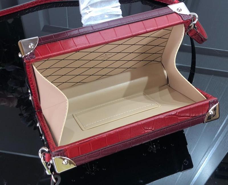 SAMC - LOV Bags - 2334