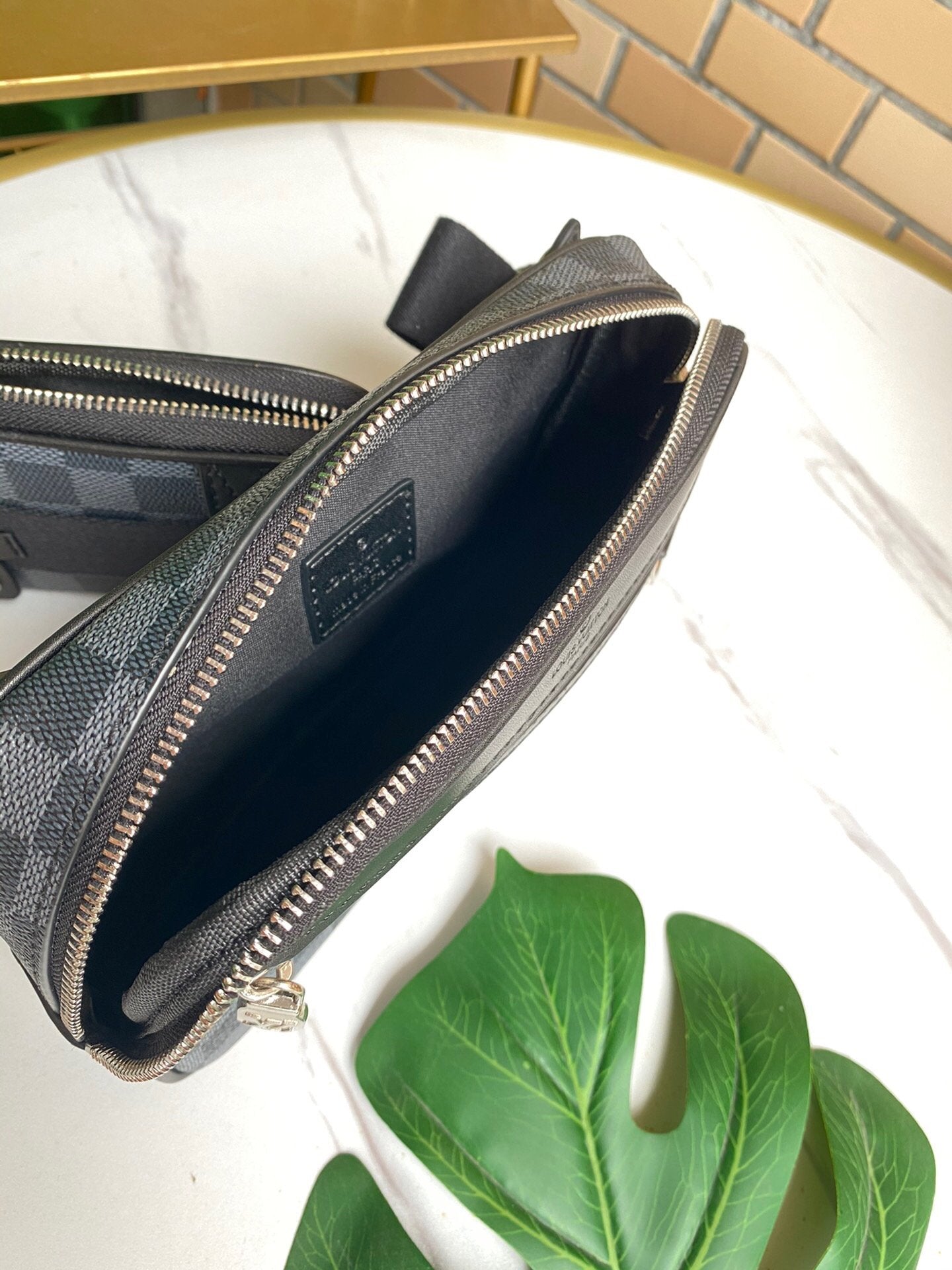 EN - New Arrival Bags LUV 136