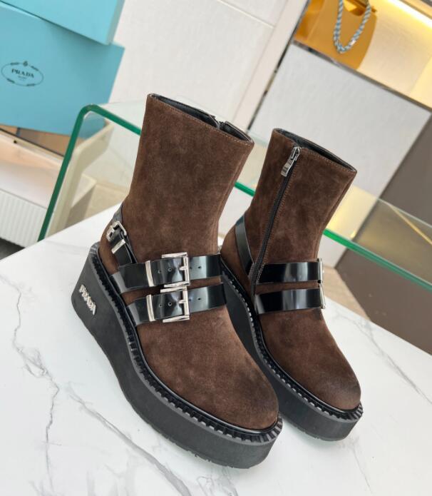 GlamyWomen Shoes - 220