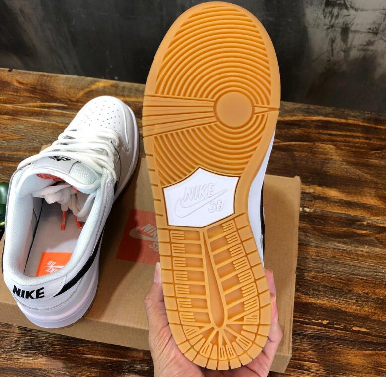 SAMC - NKE Shoes - 1757
