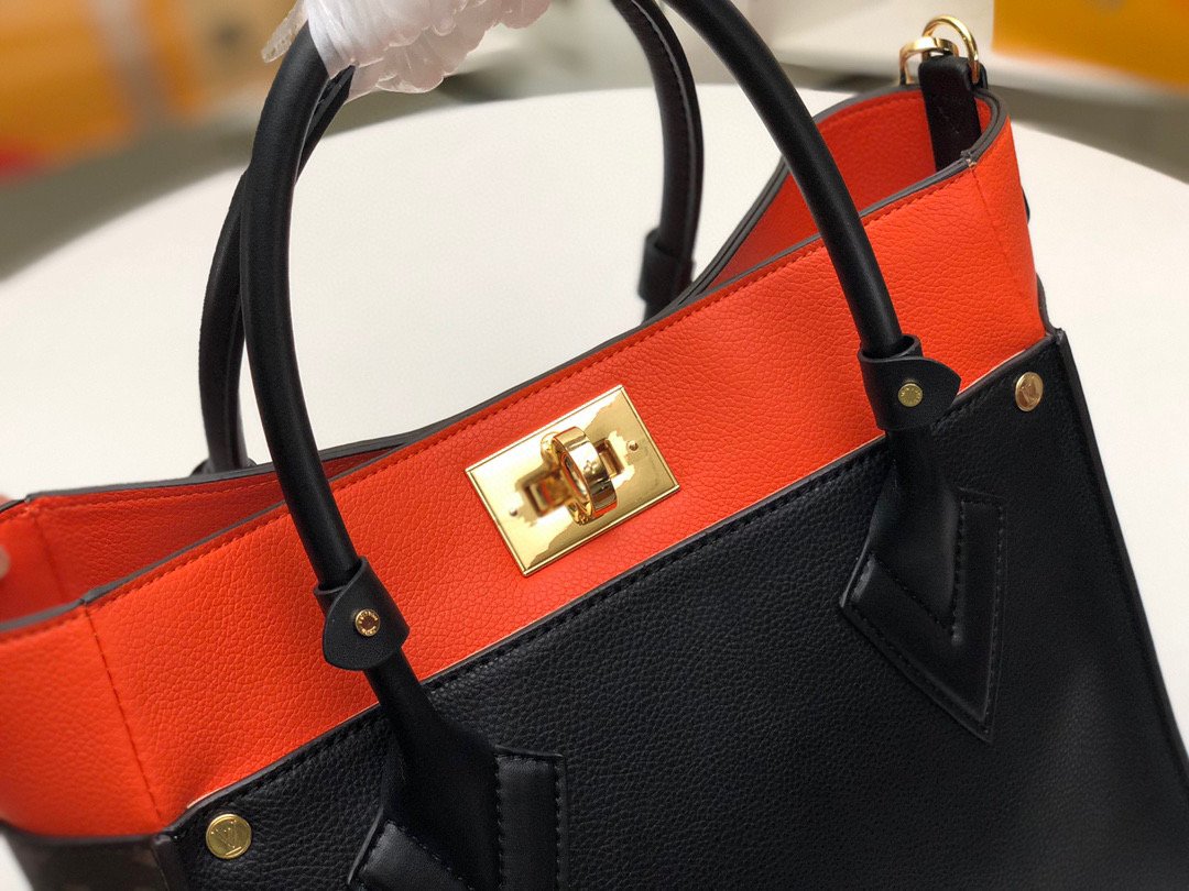 EN - New Arrival Bags LUV 043