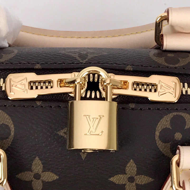 LOV2 Bags - Luxurious Bags  1107