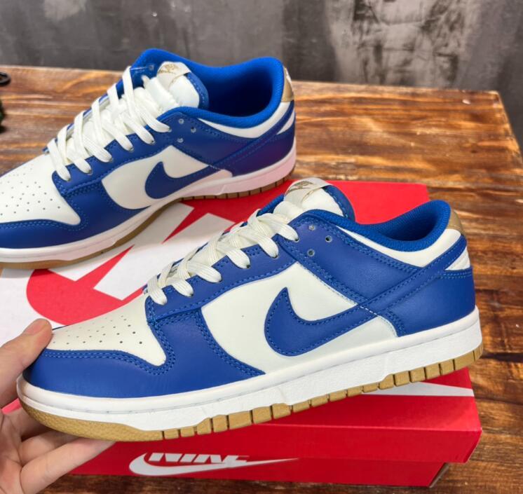 SAMC - NKE Shoes - 804