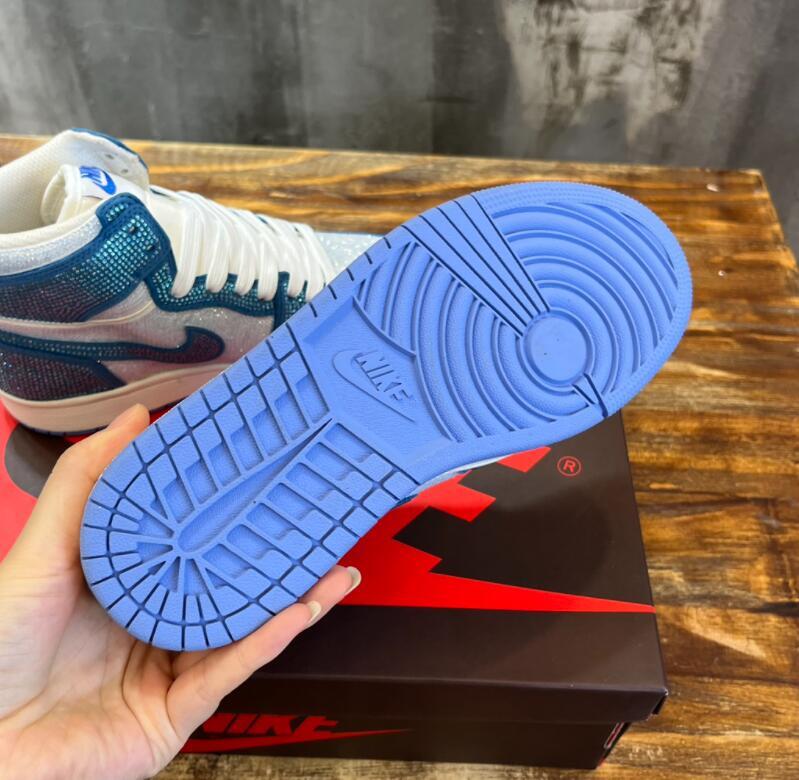 SAMC - NKE Shoes - 450