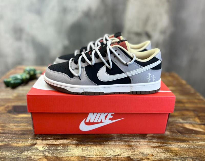 SAMC - NKE Shoes - 261