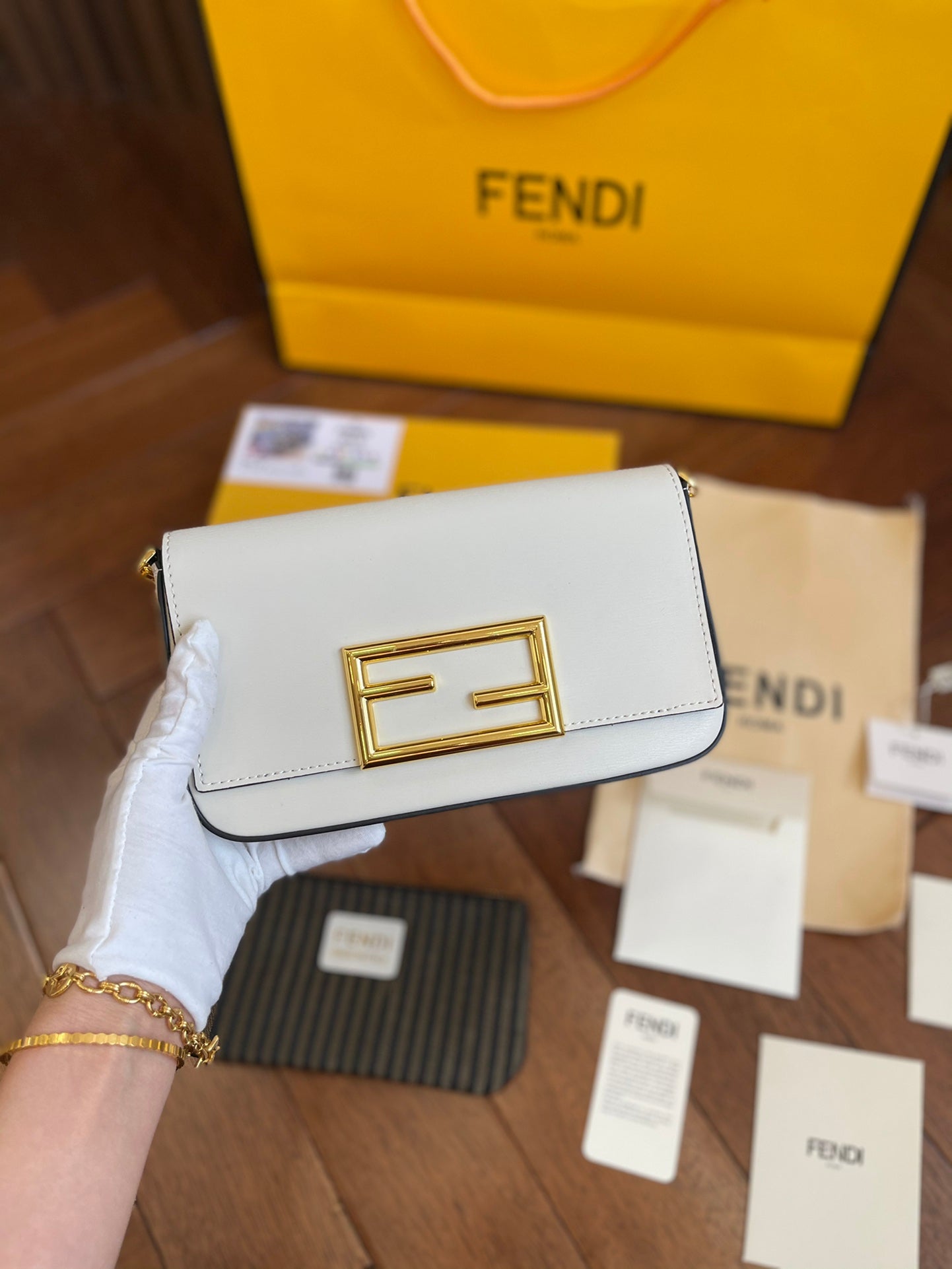EN - New Arrival Bags FEI 250