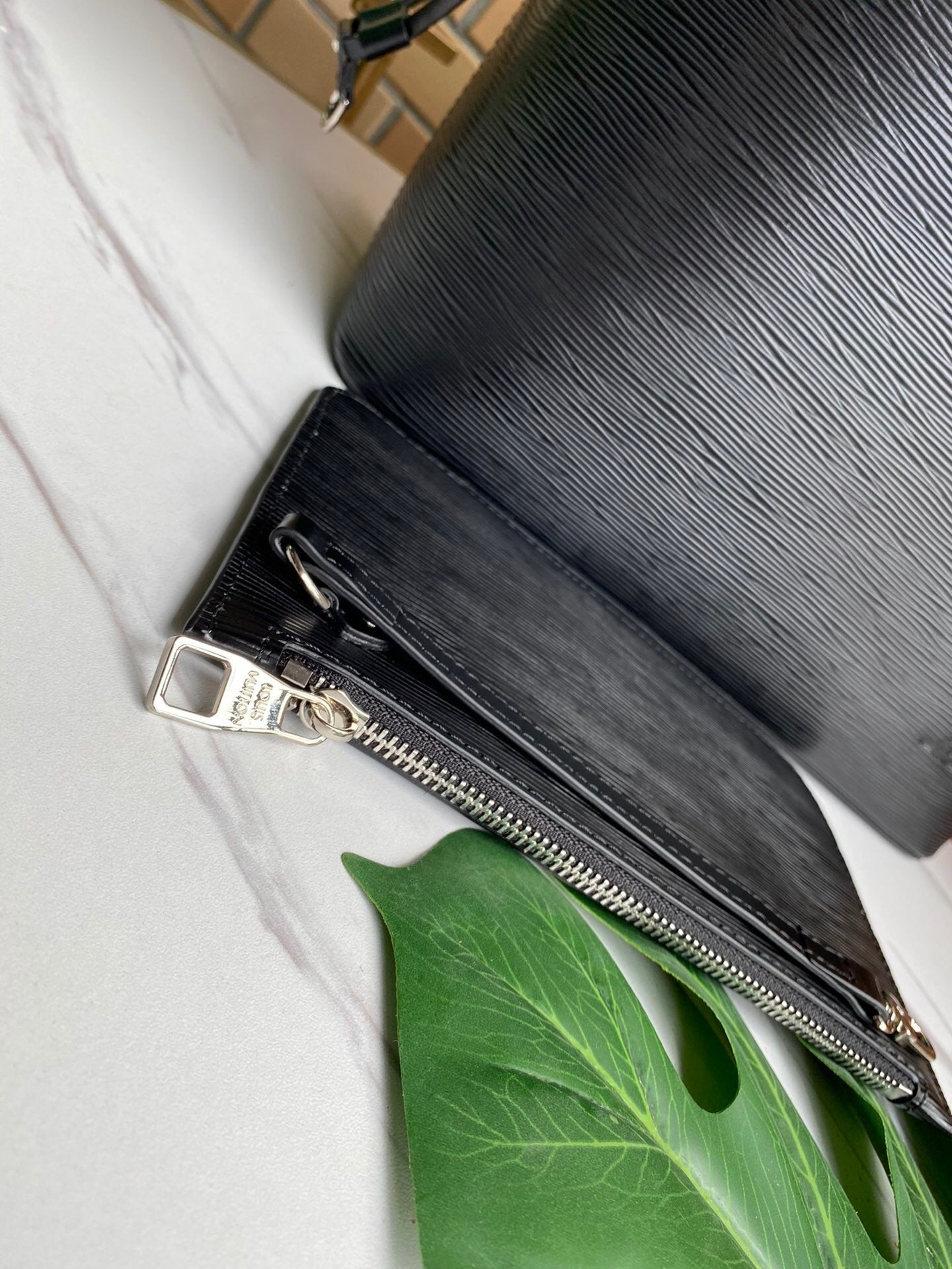 EN - New Arrival Bags LUV 131