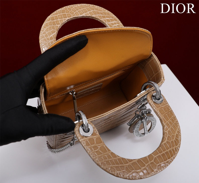 Glami Fashion - DIR Bags - 1660