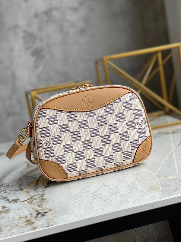 LOV2 Bags - Luxurious Bags  1406