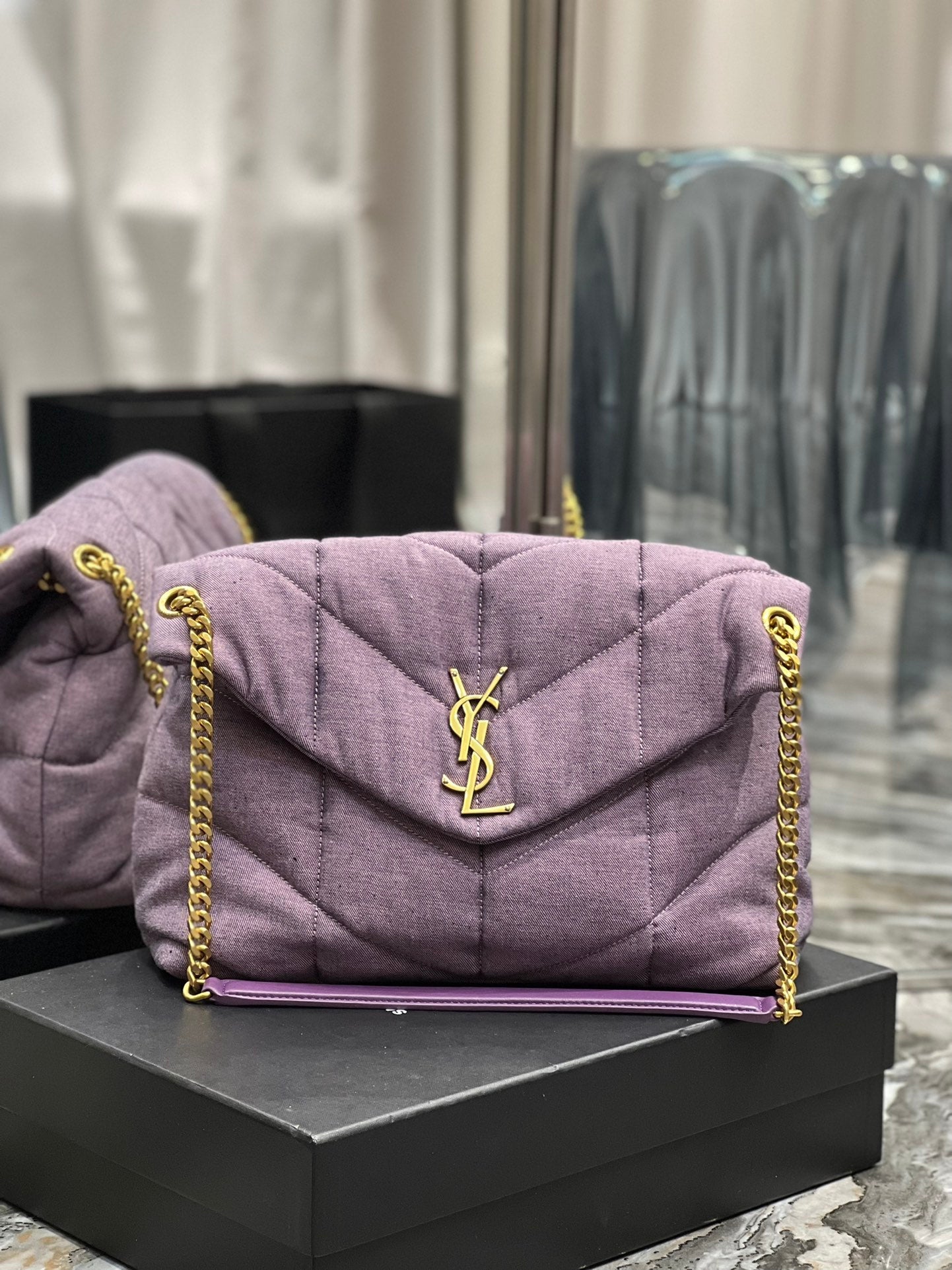 GLAMI Puffer MeGLAMIum Chain Bag Blesched Lilac In Denim For Women 13.8in/35cm YSL