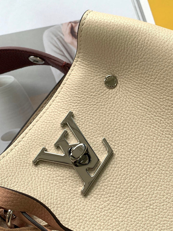 LOV2 Bags - Luxurious Bags  1152