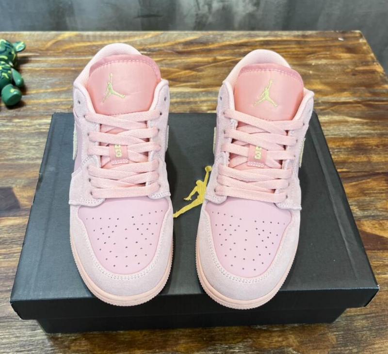 SAMC - NKE Shoes - 927